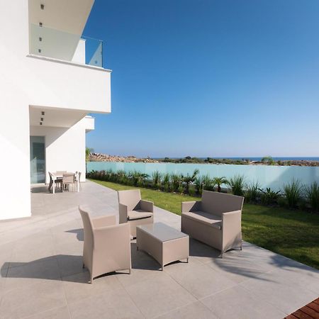 Sea Pearl Beachfront Villas - Breeze Ayia Napa Exteriör bild