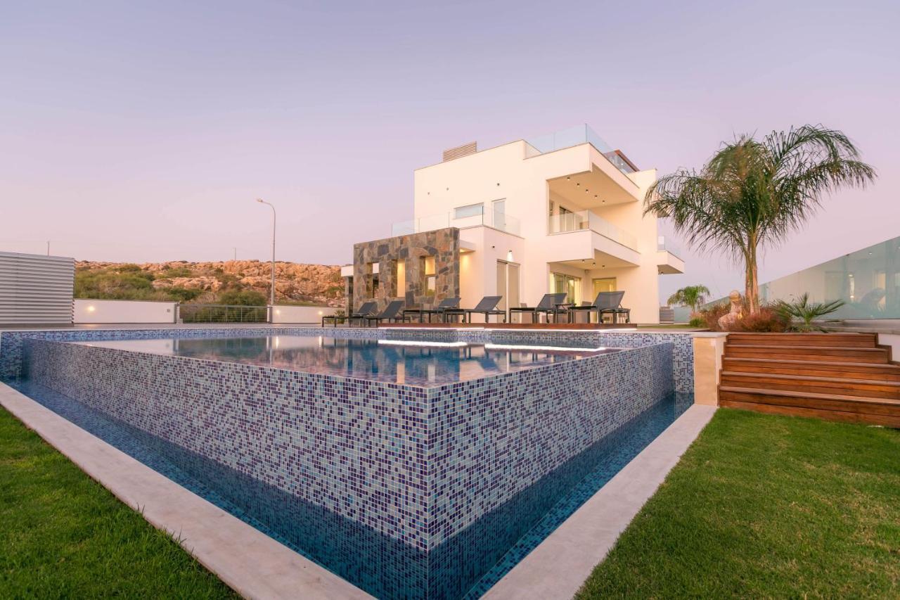 Sea Pearl Beachfront Villas - Breeze Ayia Napa Exteriör bild