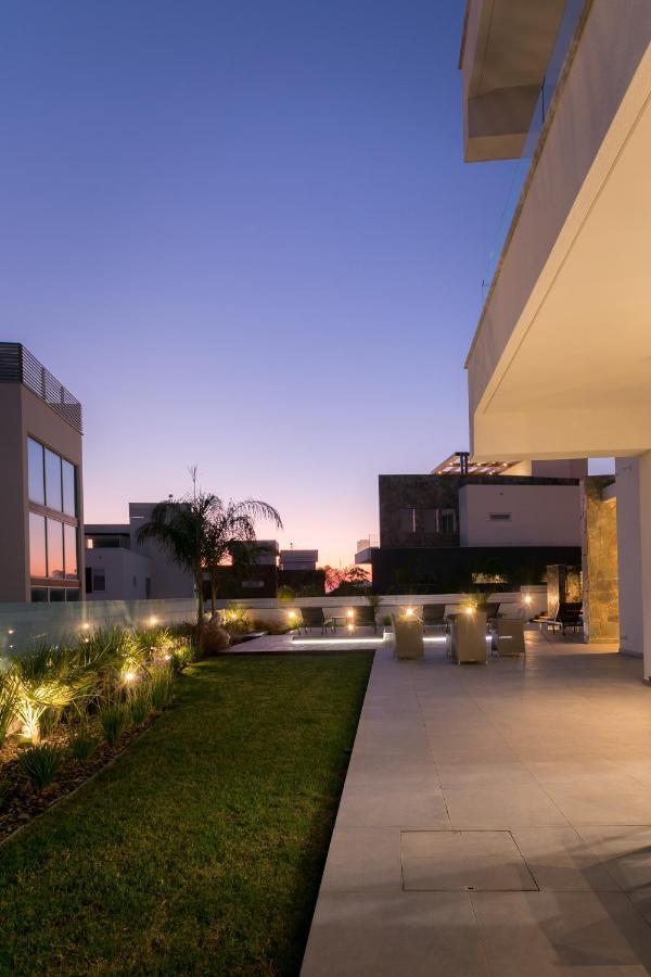 Sea Pearl Beachfront Villas - Breeze Ayia Napa Exteriör bild