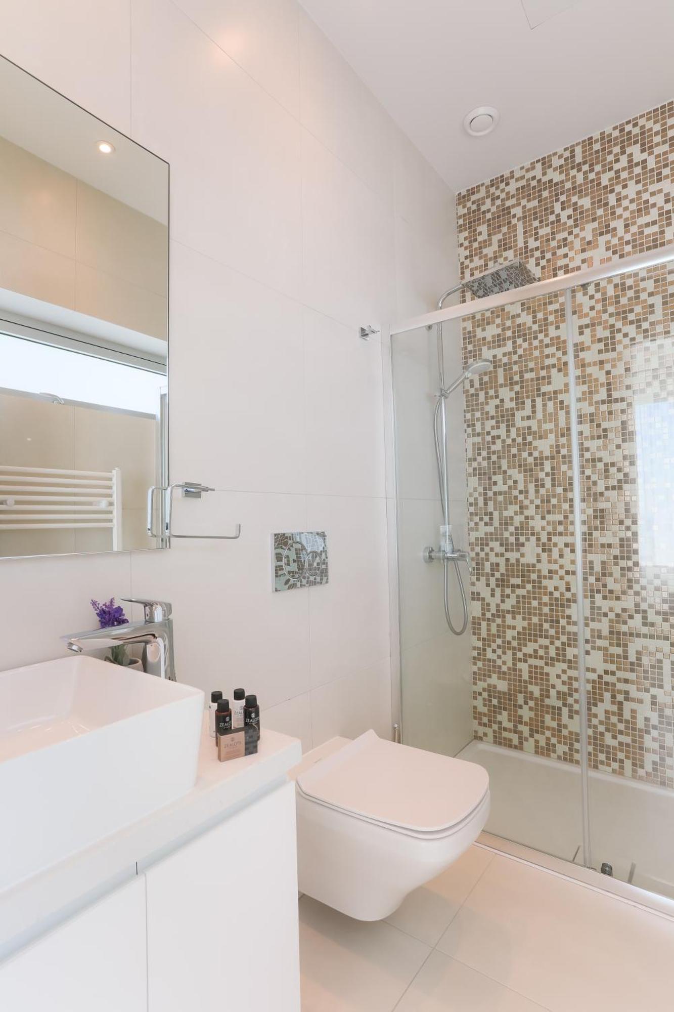 Sea Pearl Beachfront Villas - Breeze Ayia Napa Exteriör bild