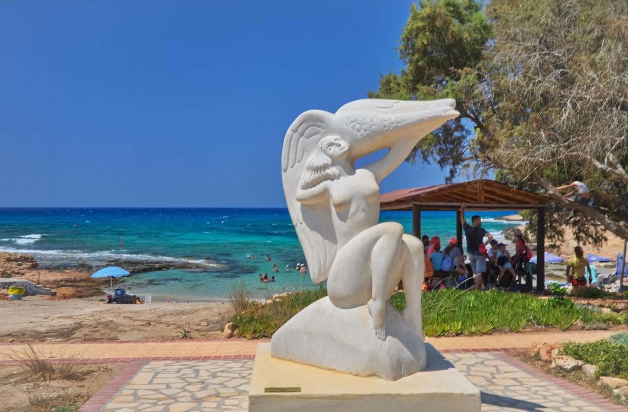 Sea Pearl Beachfront Villas - Breeze Ayia Napa Exteriör bild