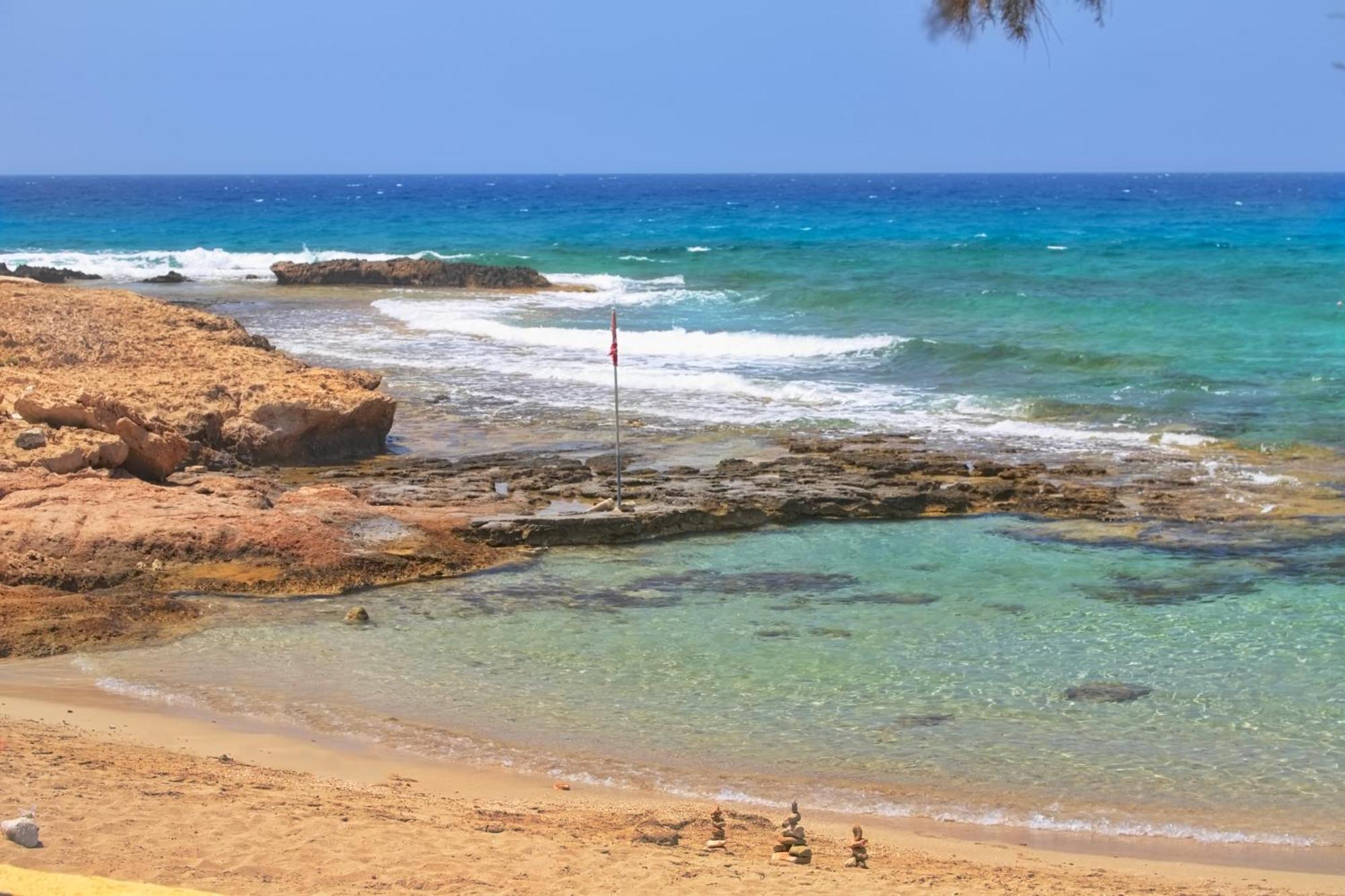 Sea Pearl Beachfront Villas - Breeze Ayia Napa Exteriör bild