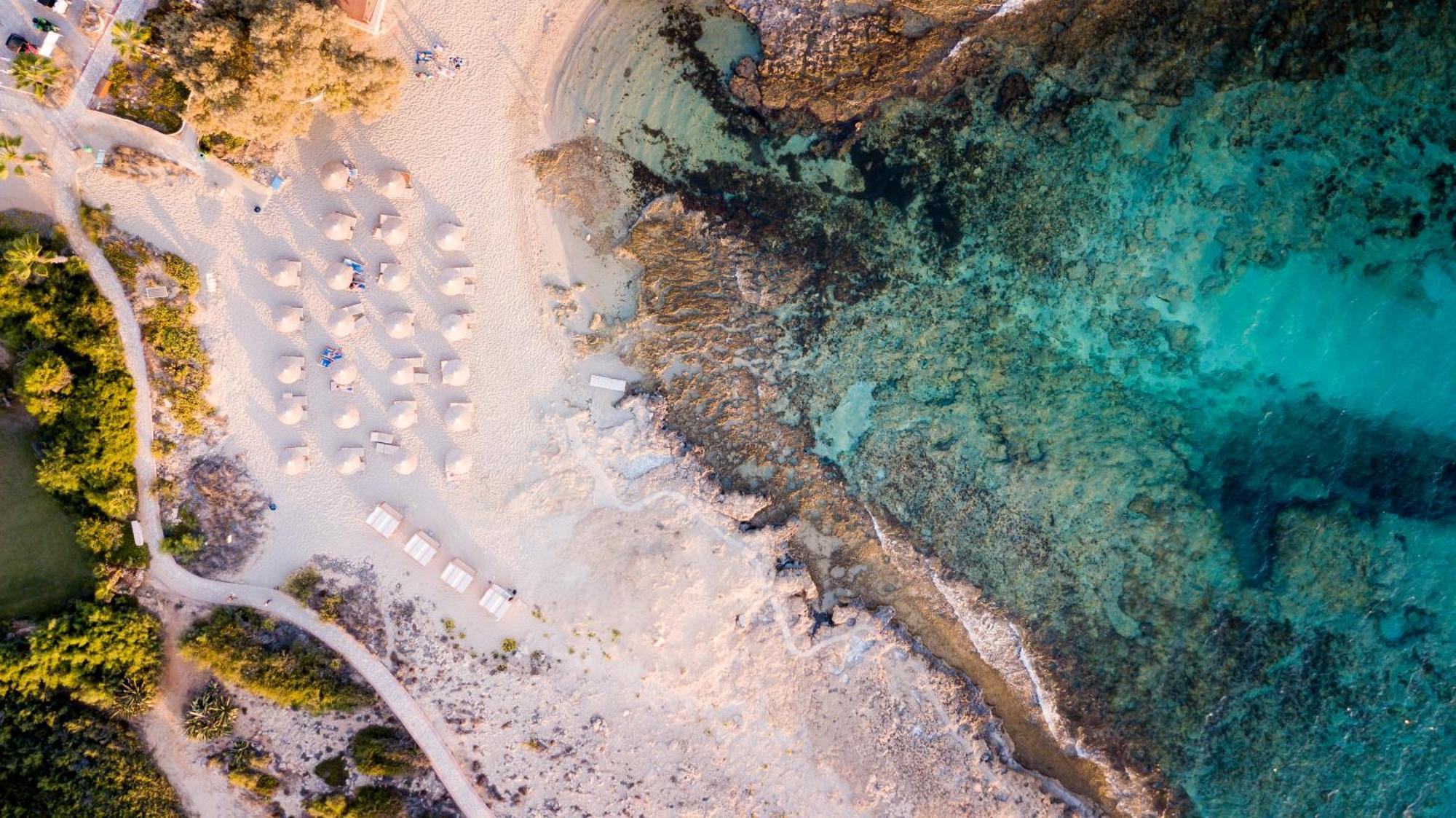 Sea Pearl Beachfront Villas - Breeze Ayia Napa Exteriör bild